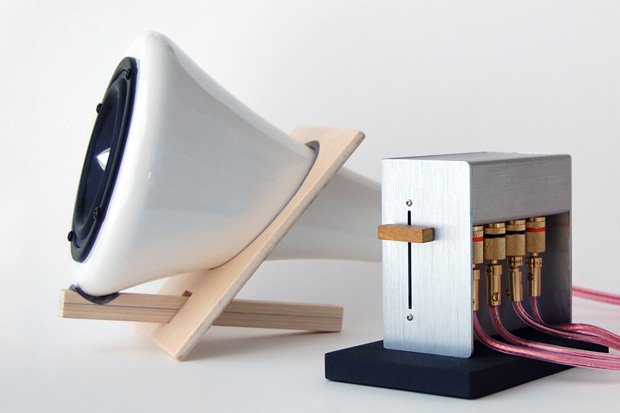 Joey Roth设计的陶瓷音箱