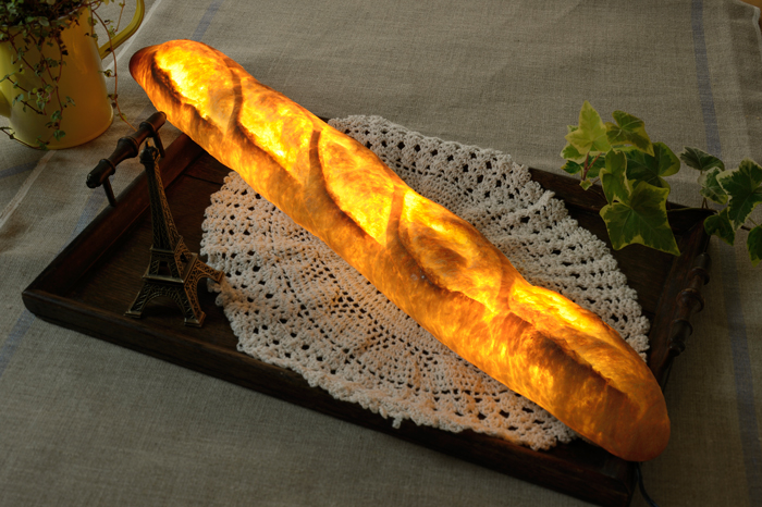 morita yukiko设计的诱人面包灯（Pampshade）