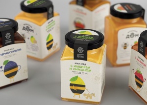 Honey + Berries俄罗斯蜂蜜浆果奶油水果干包装罐设计 [10P]